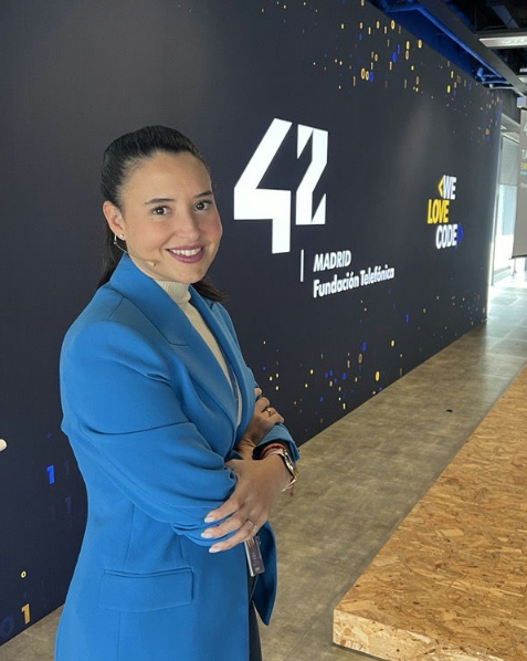 Elena Parreño telefónica